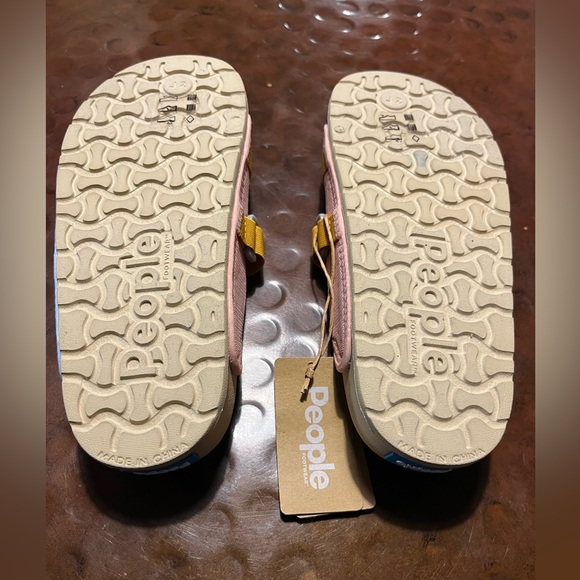 People Footwear slides - Picture 8 of 12